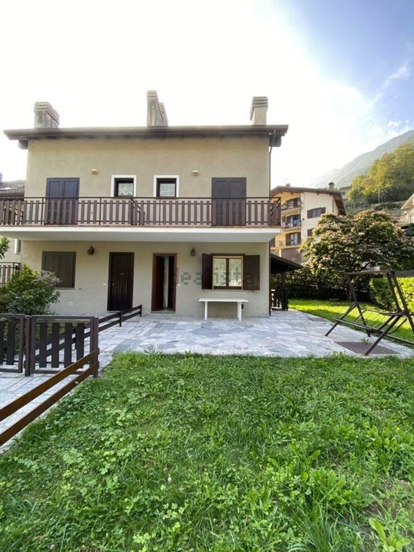 appartamento in vendita a Torre di Santa Maria in zona Cagnoletti