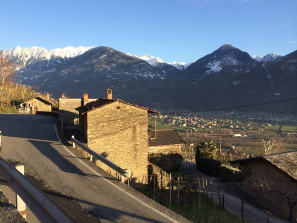 casa indipendente in vendita a Traona
