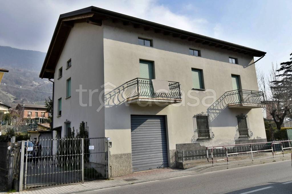 appartamento in vendita a Traona