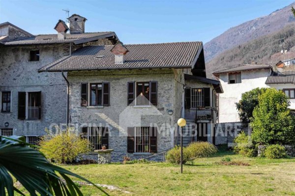 casa indipendente in vendita a Traona in zona Convento