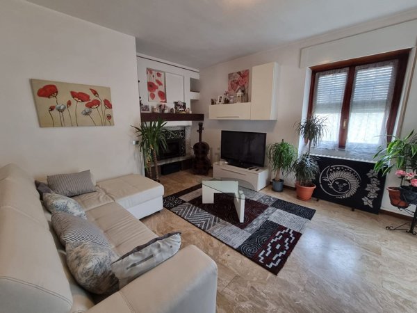 appartamento in vendita a Traona