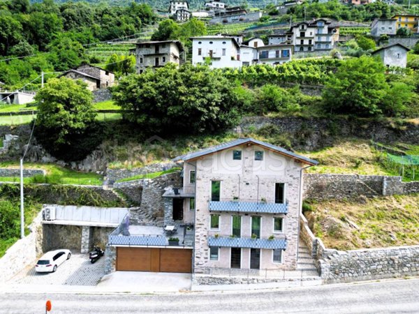casa indipendente in vendita a Traona