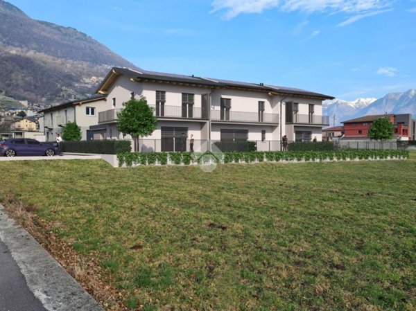 casa indipendente in vendita a Traona