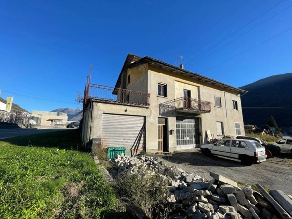 casa indipendente in vendita a Traona