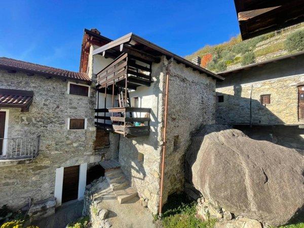 casa indipendente in vendita a Traona