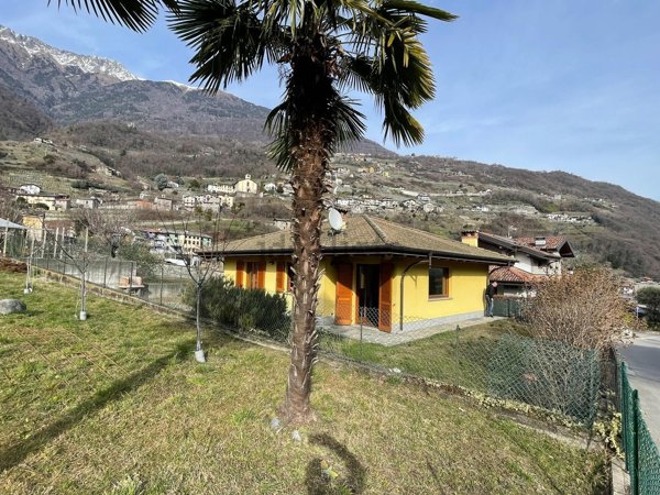 casa indipendente in vendita a Traona