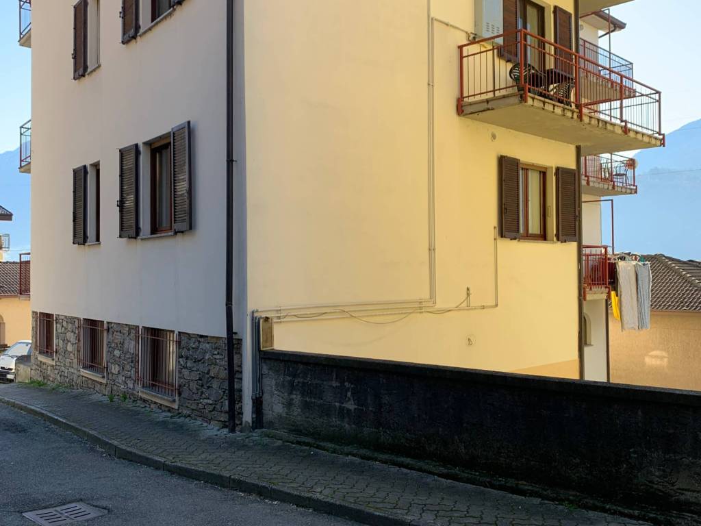 appartamento in vendita a Traona