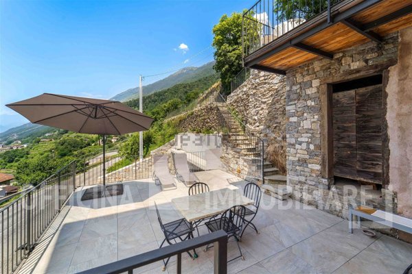 casa indipendente in vendita a Traona