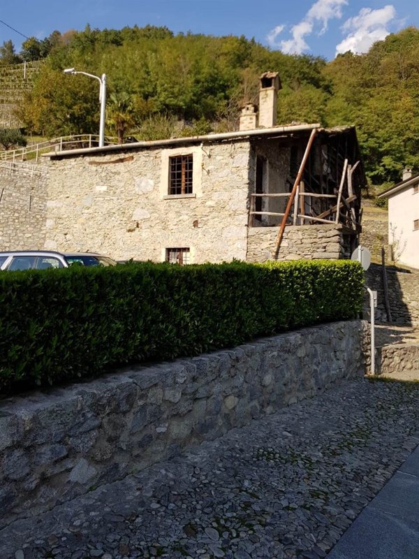 casale in vendita a Traona in zona Traona