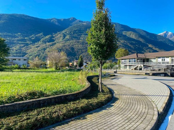 terreno in vendita a Traona