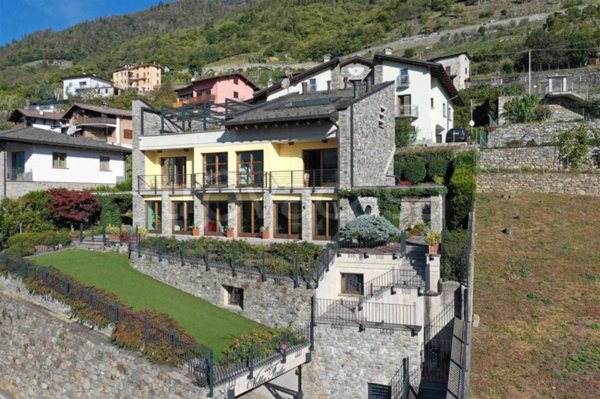 casa indipendente in vendita a Tresivio