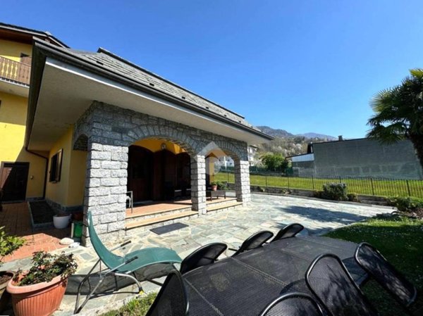 casa indipendente in vendita a Tresivio
