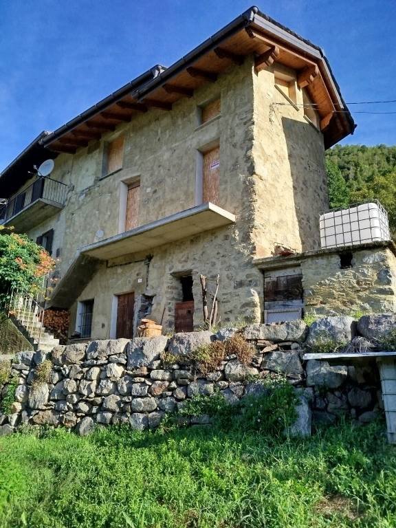 casa indipendente in vendita a Tresivio