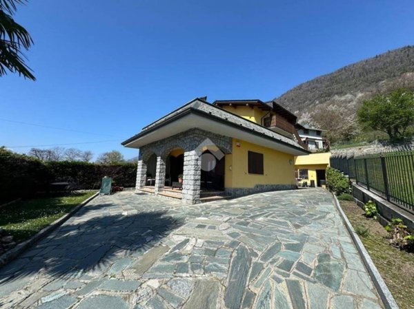 casa indipendente in vendita a Tresivio