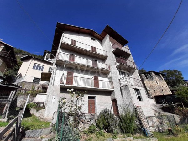 appartamento in vendita a Tresivio in zona Sant'Antonio