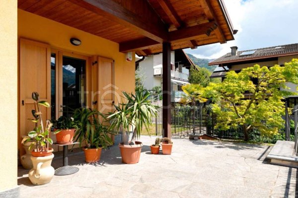 casa indipendente in vendita a Tresivio