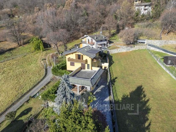 casa indipendente in vendita a Tresivio