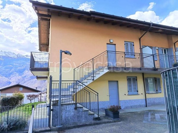 casa indipendente in vendita a Tresivio