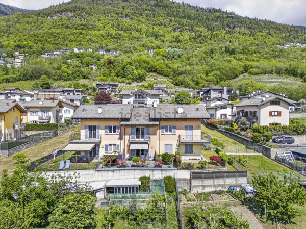 casa indipendente in vendita a Tresivio in zona Piedo