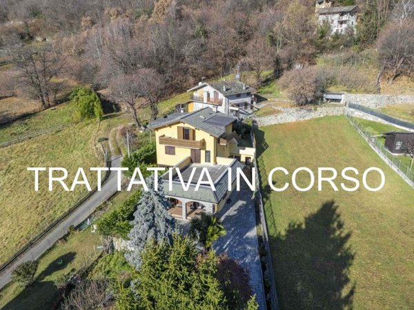 casa indipendente in vendita a Tresivio in zona Piedo