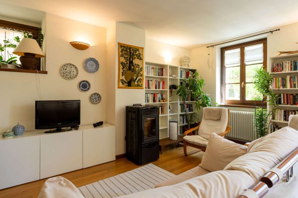 casa indipendente in vendita a Tresivio in zona Piedo