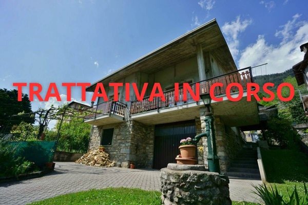 casa indipendente in vendita a Tresivio in zona Piedo