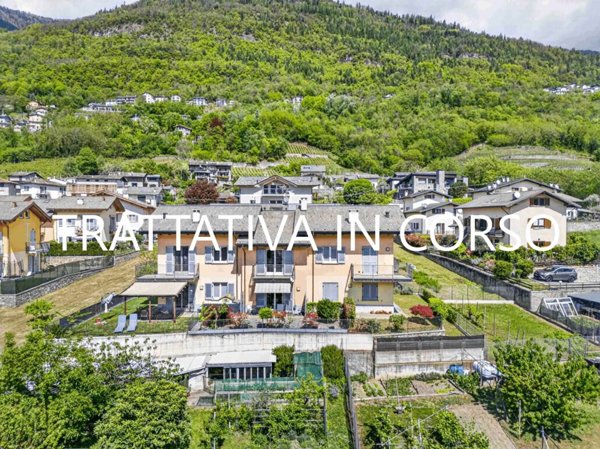 casa indipendente in vendita a Tresivio in zona Piedo