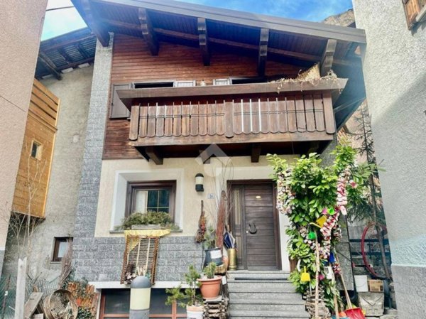 casa indipendente in vendita a Valdidentro in zona Isolaccia