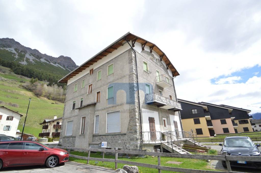 appartamento in vendita a Valdidentro in zona Isolaccia