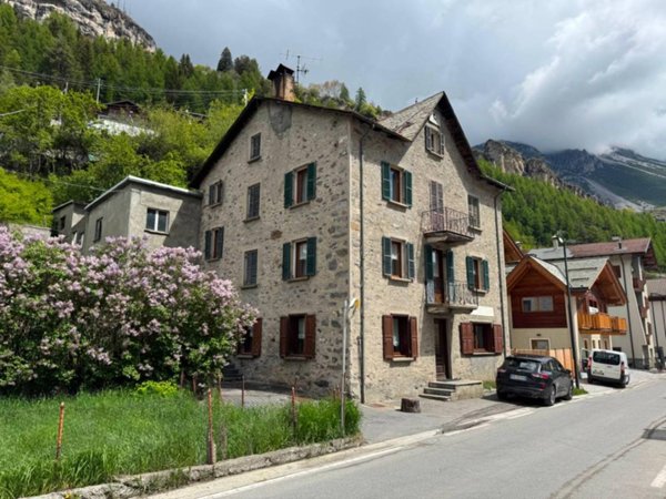 casa indipendente in vendita a Valdidentro