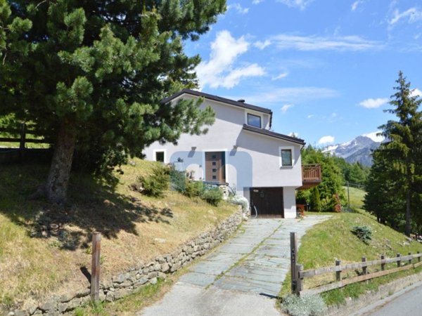 casa indipendente in vendita a Valdisotto in zona Oga