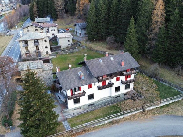 appartamento in vendita a Valdisotto in zona Cepina