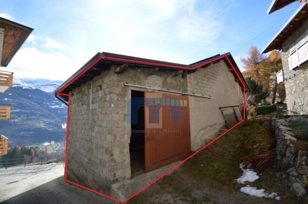 casa indipendente in vendita a Valdisotto in zona Oga