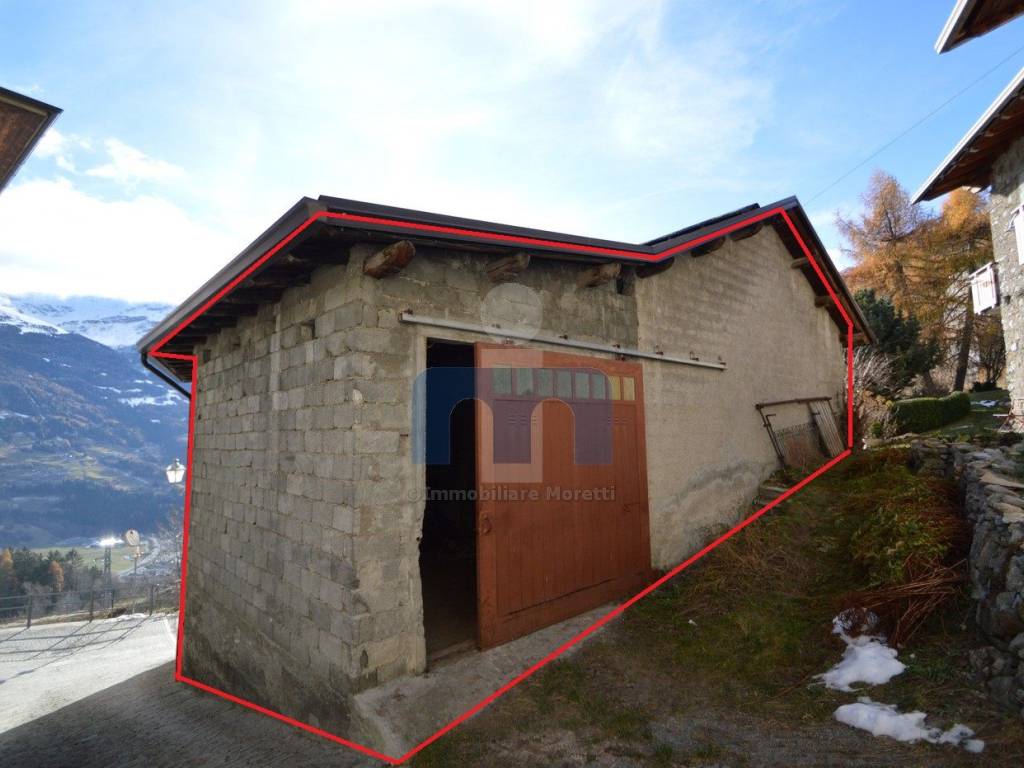 casa indipendente in vendita a Valdisotto in zona Oga