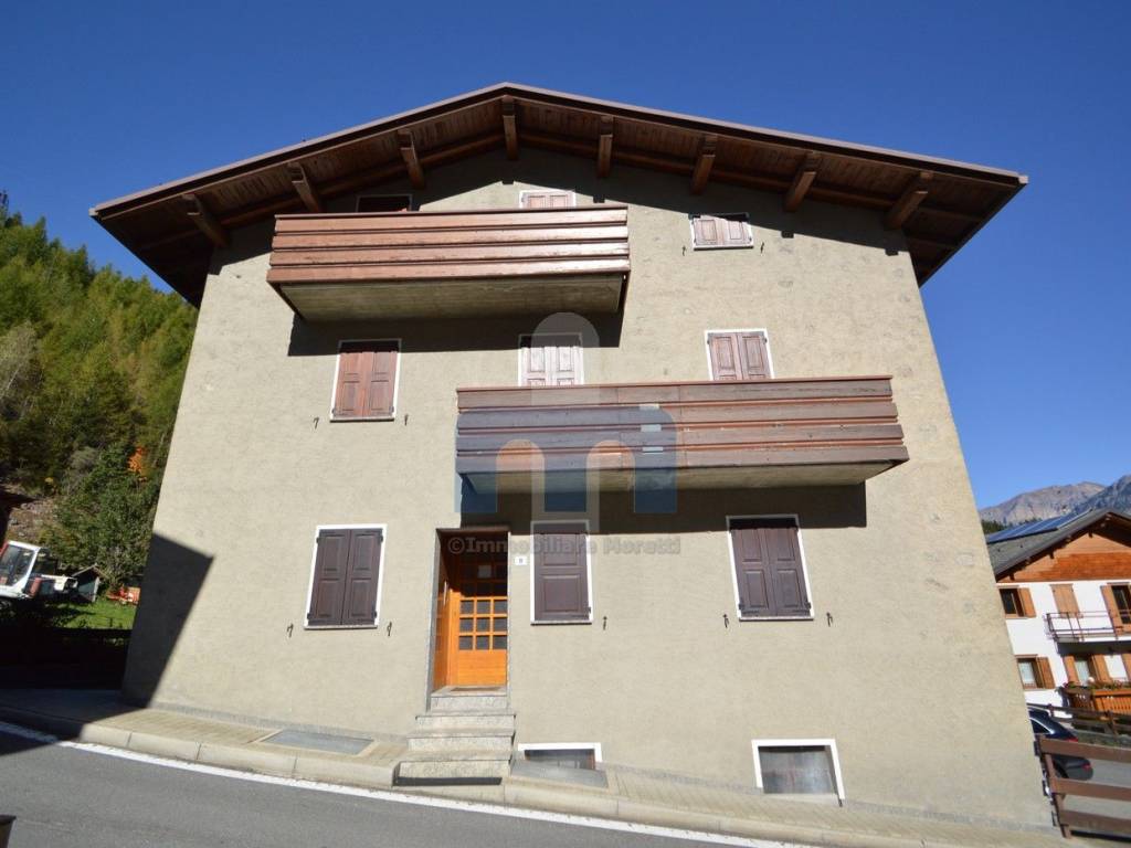 appartamento in vendita a Valdisotto in zona Cepina