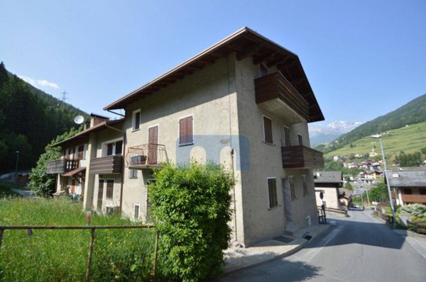 appartamento in vendita a Valdisotto in zona Cepina
