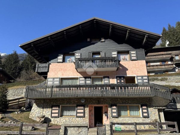 appartamento in vendita a Valdisotto in zona Cepina