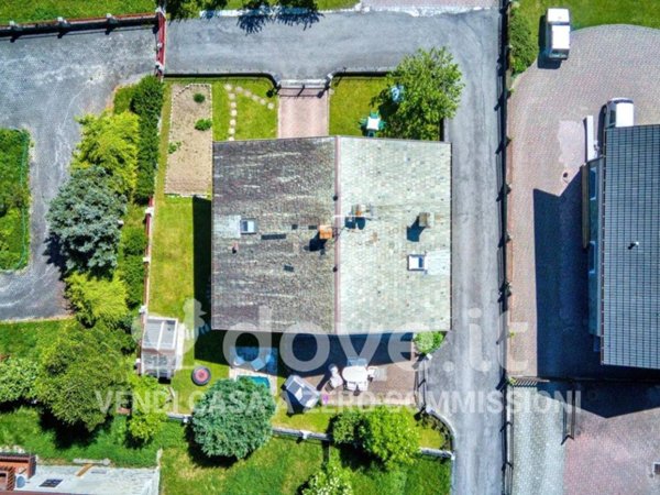 casa indipendente in vendita a Valdisotto in zona Piazza