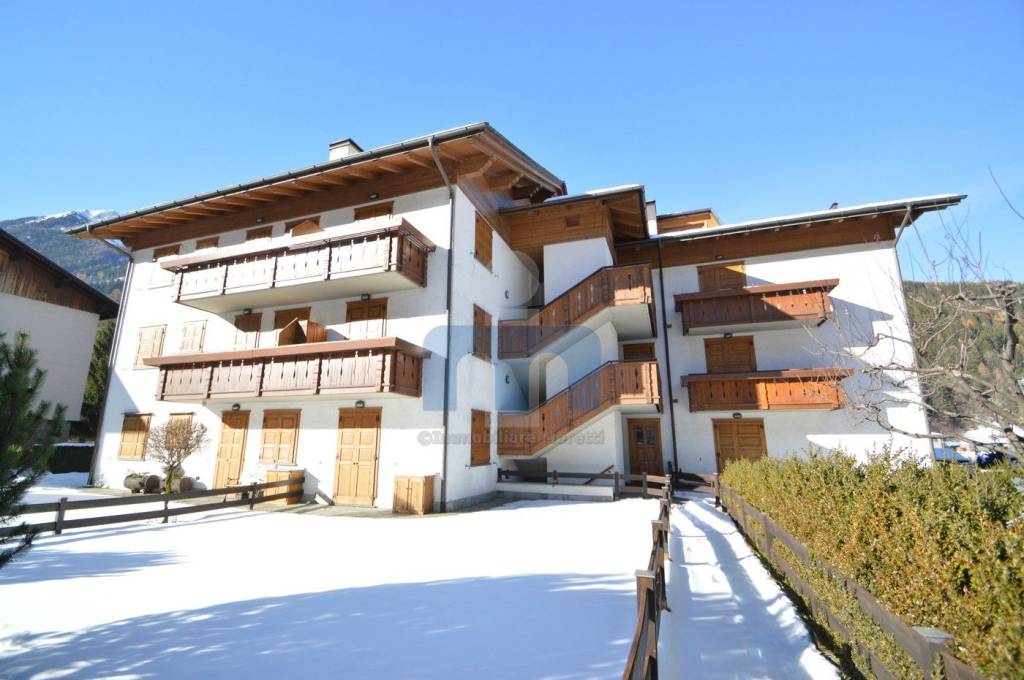 appartamento in vendita a Valdisotto in zona Cepina