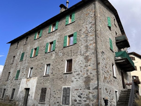 appartamento in vendita a Valdisotto