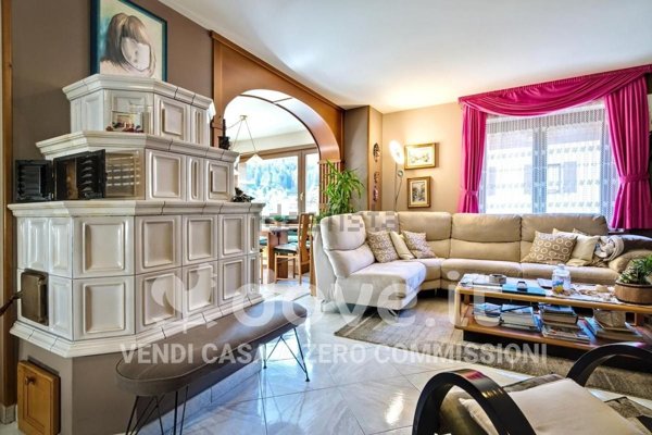 casa indipendente in vendita a Valdisotto