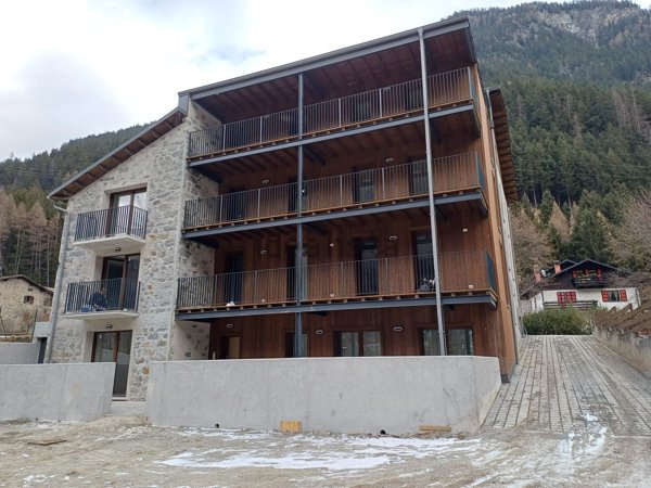 appartamento in vendita a Valdisotto in zona Cepina