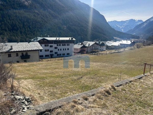 terreno edificabile in vendita a Valdisotto in zona Cepina