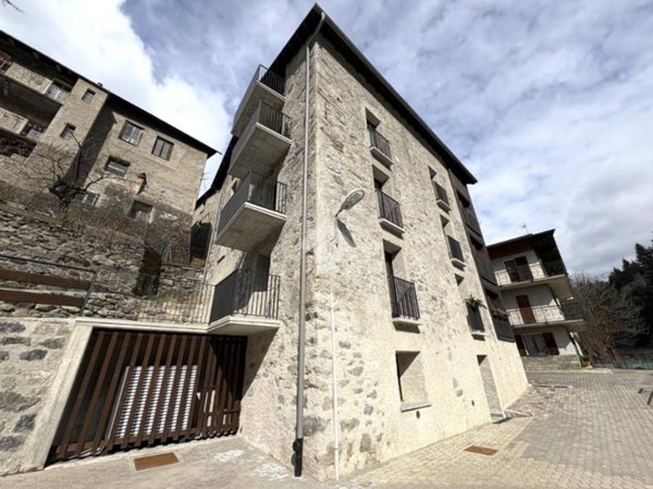appartamento in vendita a Valdisotto in zona Cepina