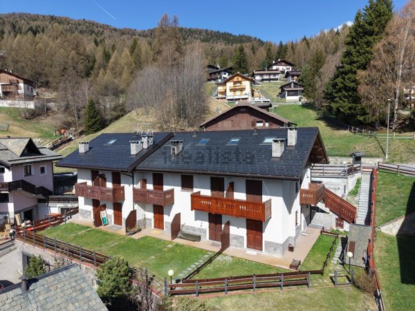 appartamento in vendita a Valdisotto in zona Oga
