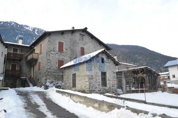 appartamento in vendita a Valdisotto in zona Cepina