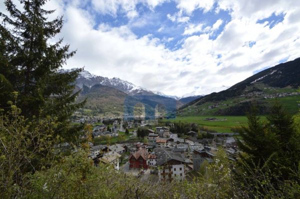 appartamento in vendita a Valdisotto in zona Santa Lucia