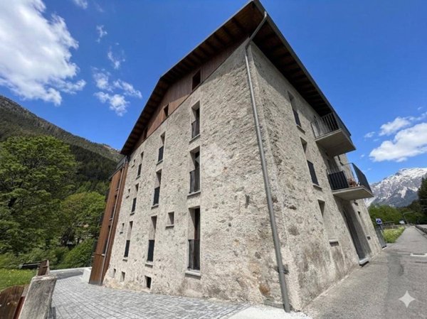 appartamento in vendita a Valdisotto in zona Cepina