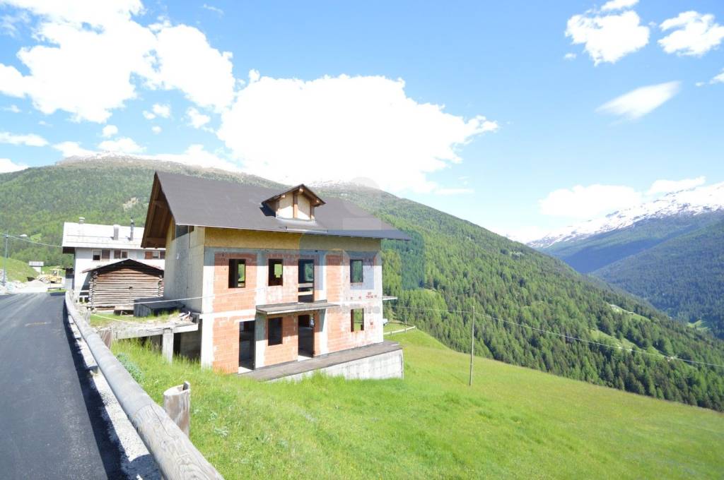 casa indipendente in vendita a Valfurva in zona Santa Caterina