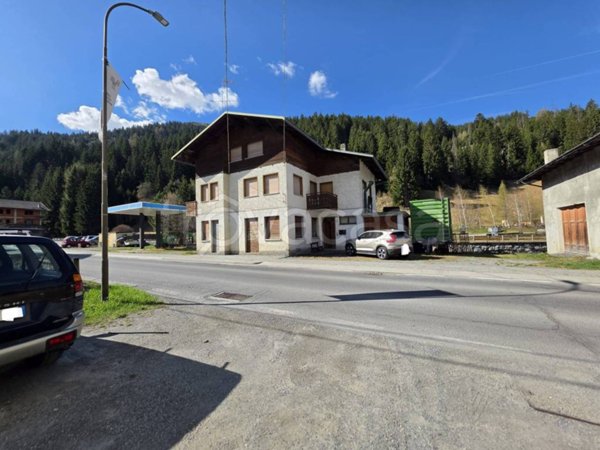 casa indipendente in vendita a Valfurva in zona Sant'Antonio